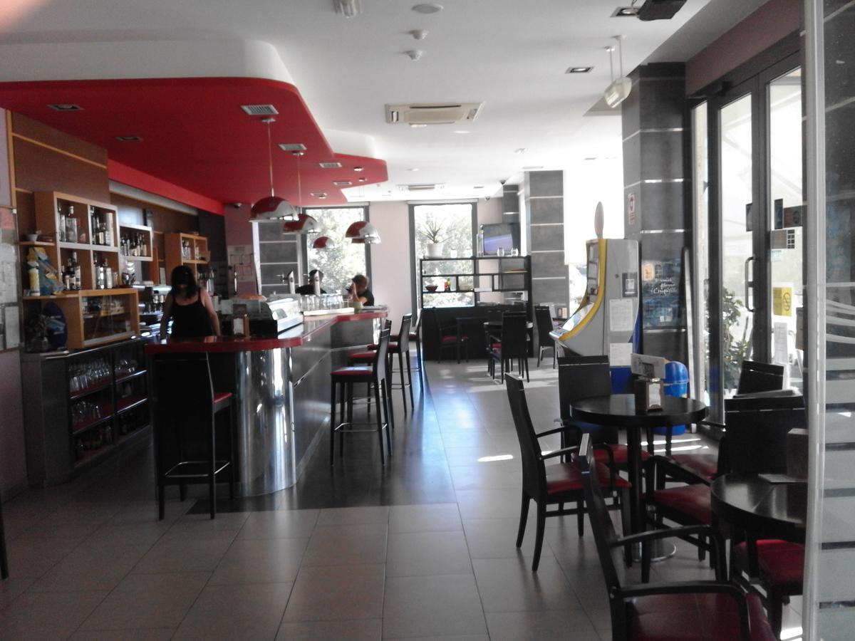 Hostal Restaurante Vial Ourense Exteriör bild