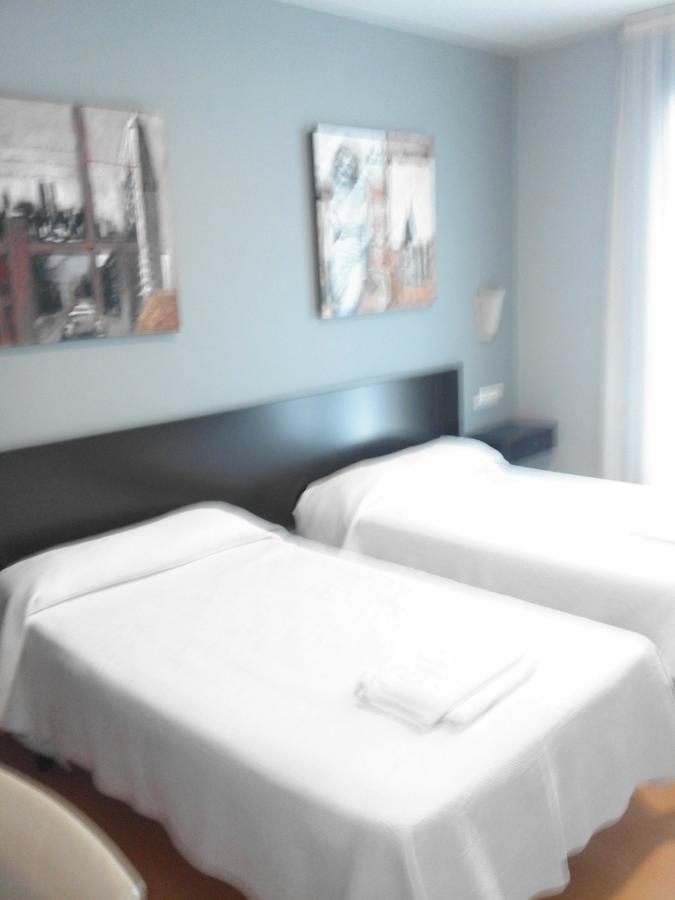 Hostal Restaurante Vial Ourense Exteriör bild